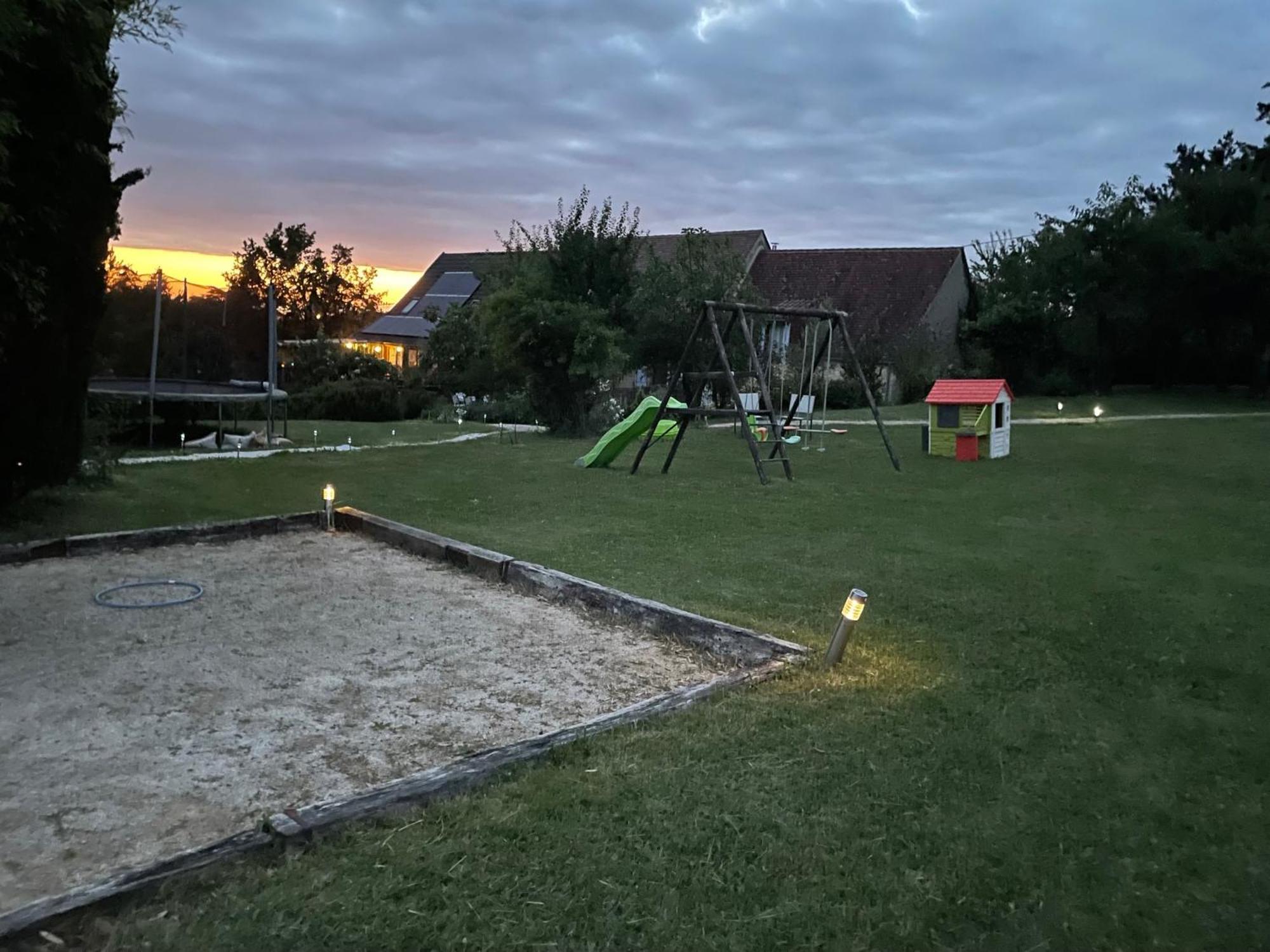 Gites Oasis Du Lot Payrac Exterior photo